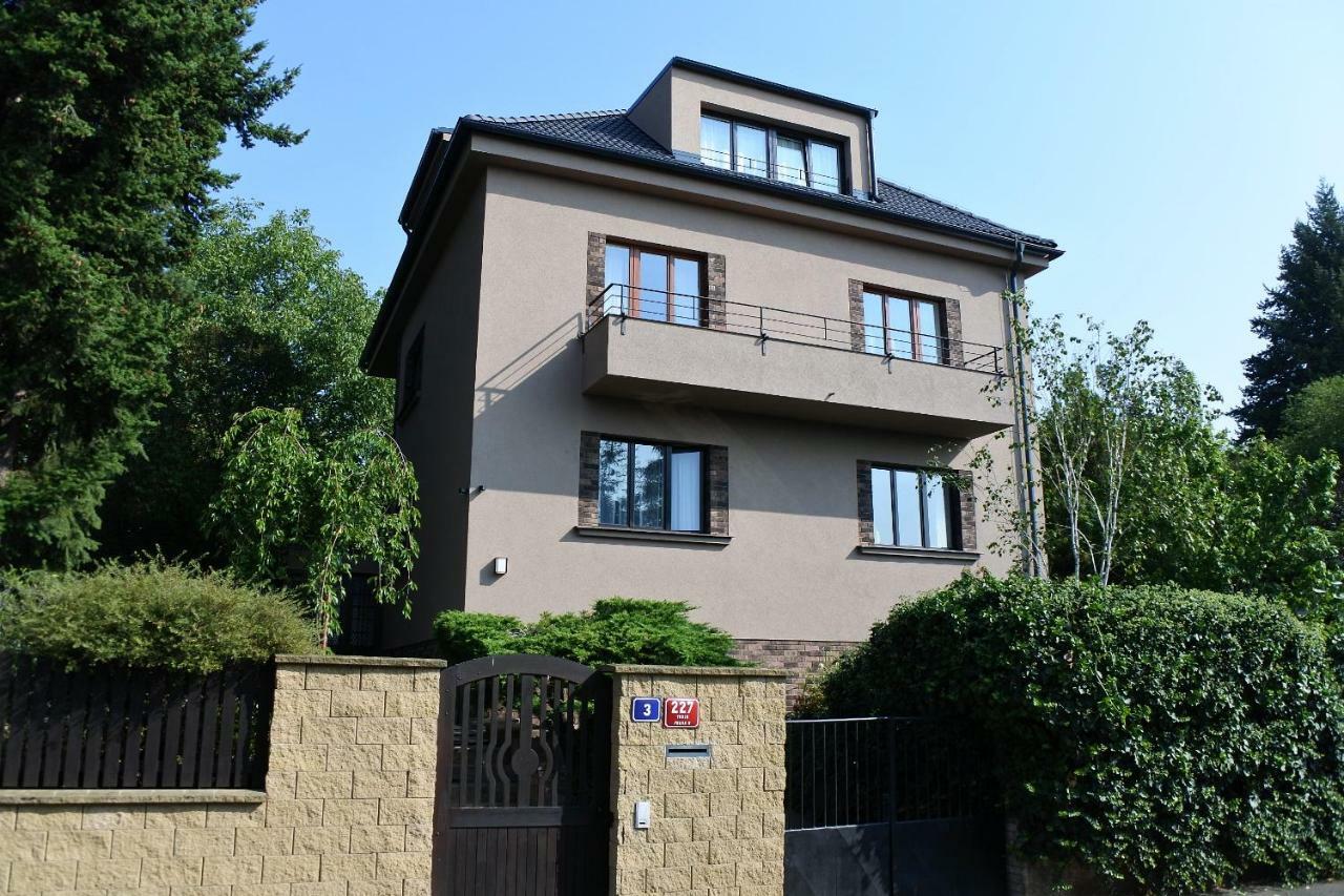 Apartman V Zahrade Praha Troja - Apartment In The Garden Prague Troja 외부 사진