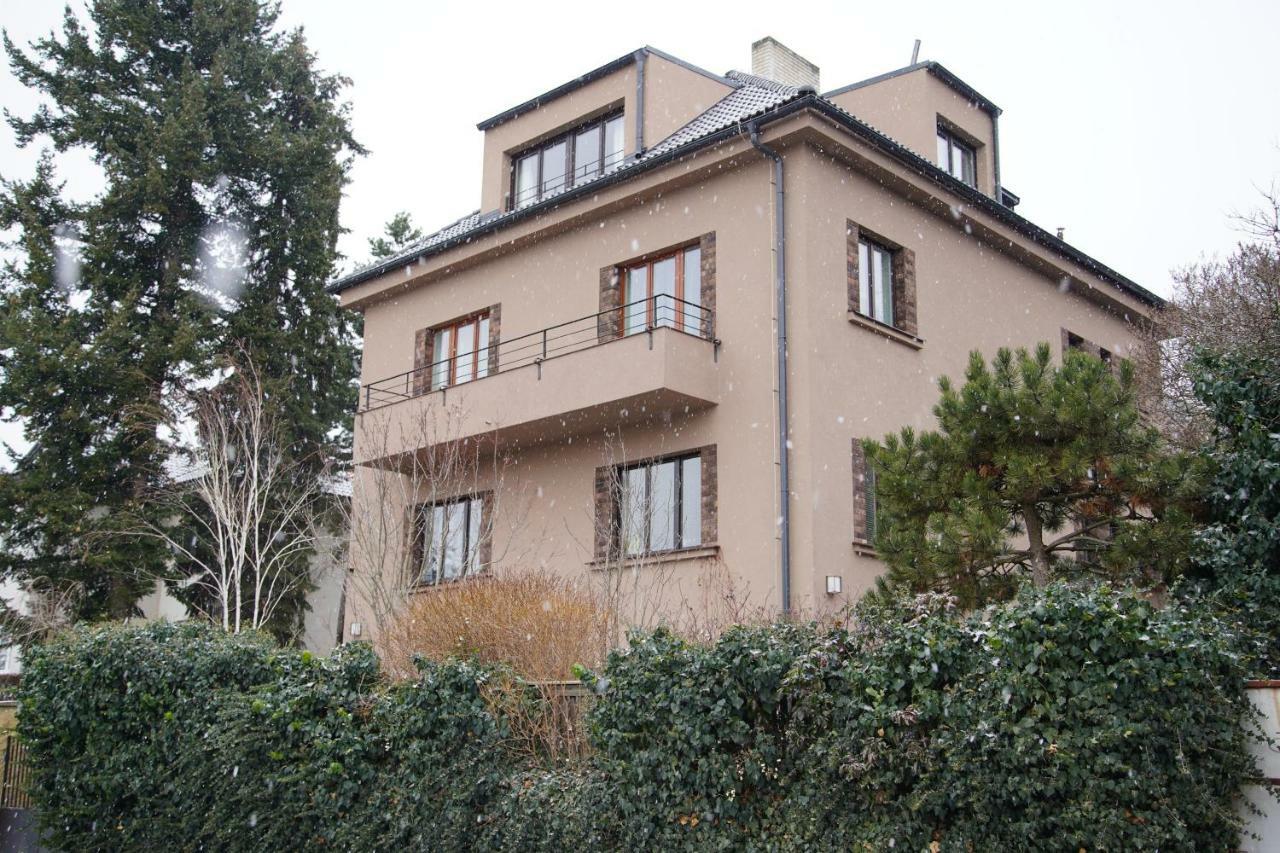 Apartman V Zahrade Praha Troja - Apartment In The Garden Prague Troja 외부 사진